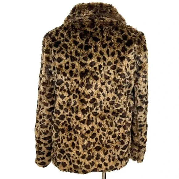 Fate by Led faux fur Leopard print jacket- Size Small - Picture 4 of 7